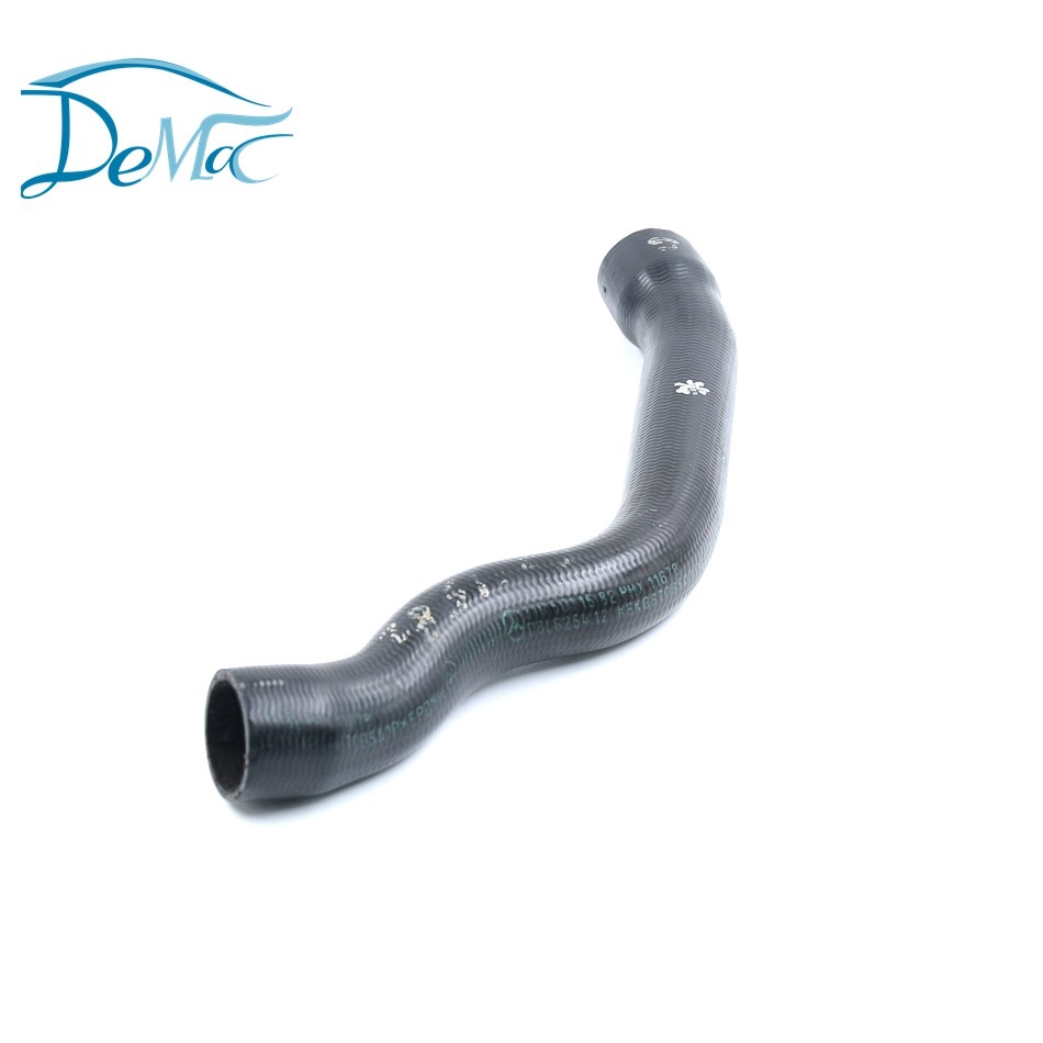 Benz Rubber Radiator Hose 2105011582