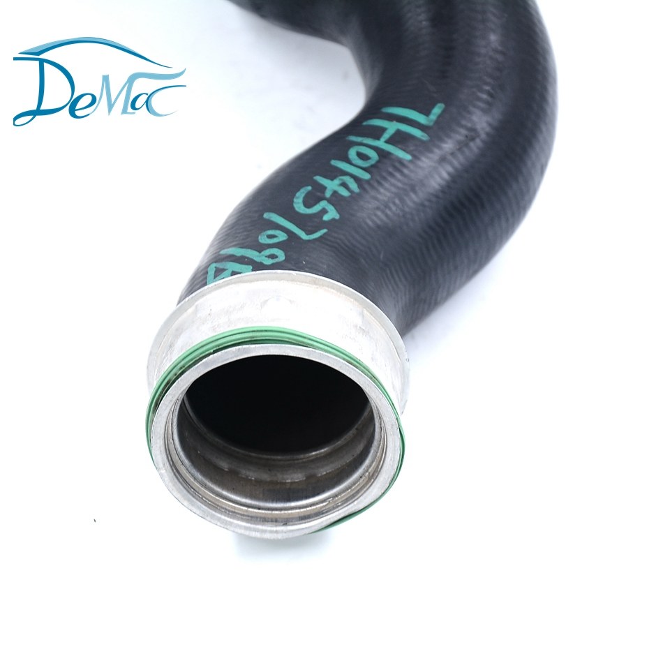 VW Turbo Radiator Rubber Hose 7H0145709B